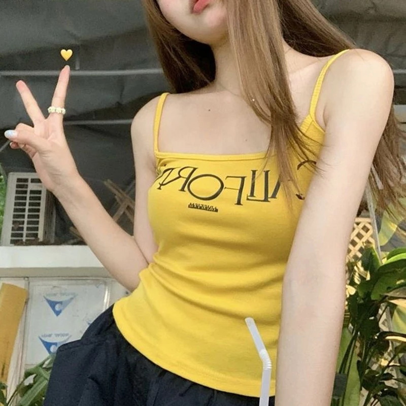 Майка женская летняя с квадратным вырезом и надписью 
Майка женская летняя с квадратным вырезом и надписью