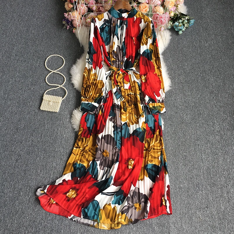 VANOVICH 2022 Autumn New French Style Temperament Fashion Pleated A-line Dress Women Lantern Sleeve Stand Collar Long Dress 
VANOVICH 2022 Autumn New French Style Temperament Fashion Pleated A-line Dress Women Lantern Sleeve Stand Collar Long Dress