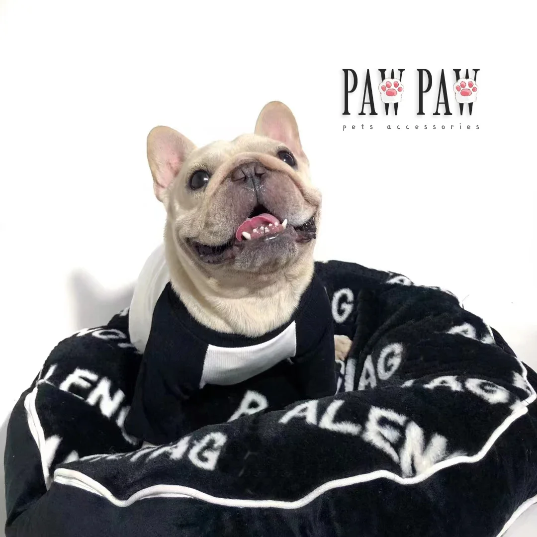 Большая округлая подушка для питомца PawPaw 70 см, съемные автомобильные аксессуары для собак и кошек, дизайнерские роскошные удобные моющиеся кровати
Большая округлая подушка для питомца PawPaw 70 см, съемные автомобильные аксессуары для собак и кошек, дизайнерские роскошные удобные моющиеся кровати