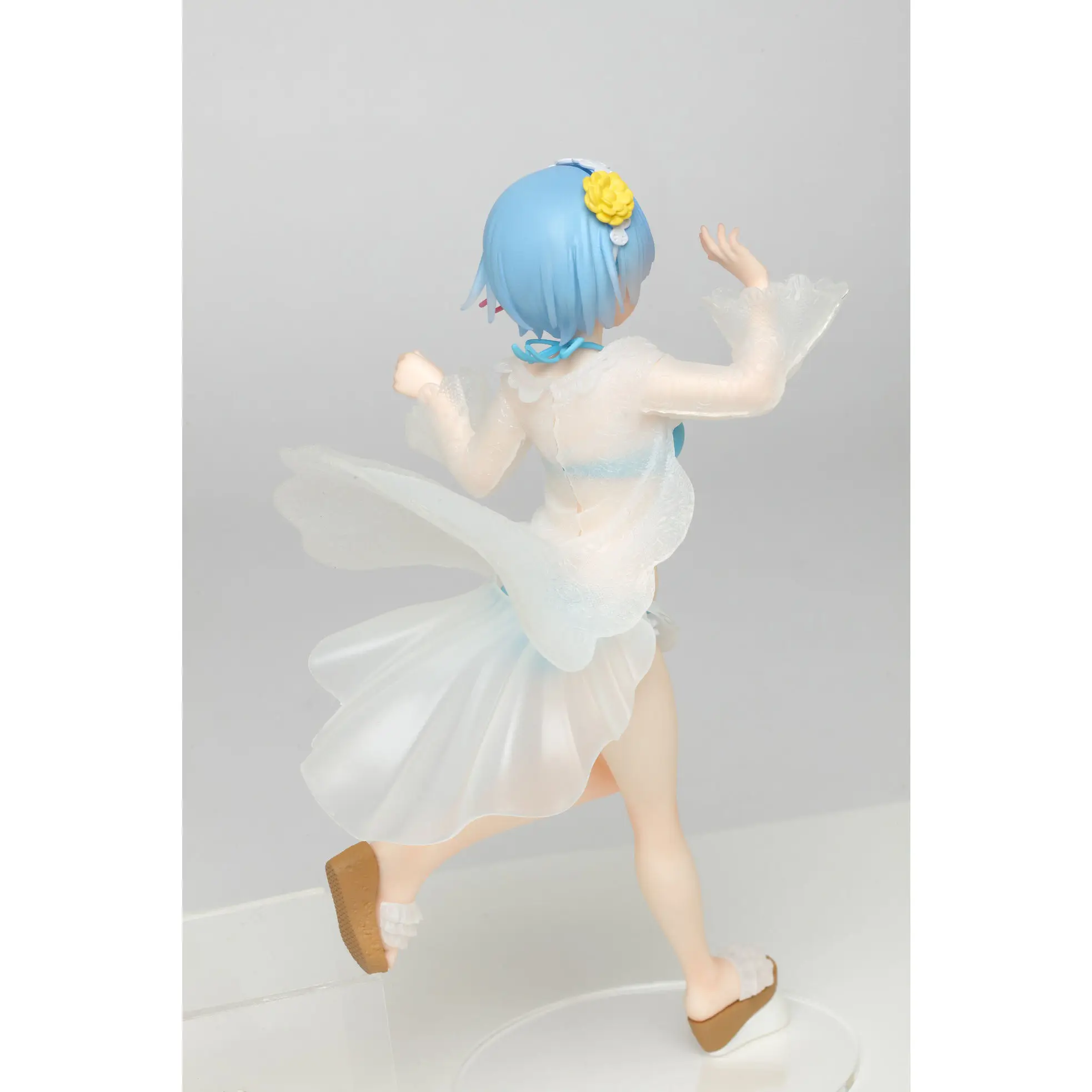 22CM Anime Figure Girl Kawaii Transparent Bathrobe Sexy Bikini Beautiful Girl Furniture Decoration Ornament Anime Fan Gift
22CM Anime Figure Girl Kawaii Transparent Bathrobe Sexy Bikini Beautiful Girl Furniture Decoration Ornament Anime Fan Gift