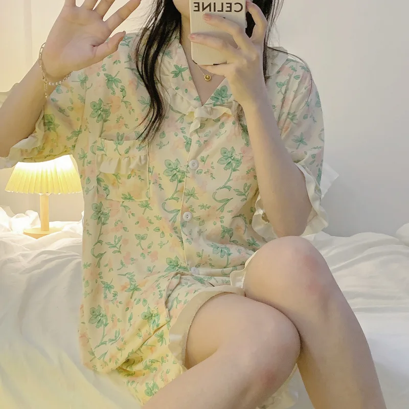 2022 Spring Summer Fashion Women's Casual Lovely Print Many FLower Sleepwear Kawai Pajamas Set With Shorts Pants MlikSilk
2022 Spring Summer Fashion Women's Casual Lovely Print Many FLower Sleepwear Kawai Pajamas Set With Shorts Pants MlikSilk