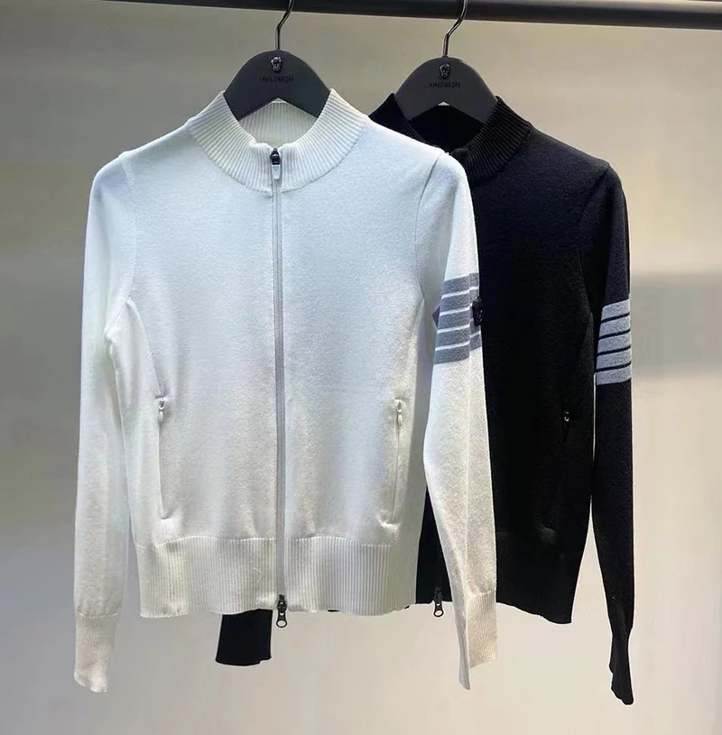 Amazingcre Golf Jacket Women 2023 Autumn New Stand-up Collar/double Zipper Slim Top Golf Wear Sports Fashion Golf Top
Amazingcre Golf Jacket Women 2023 Autumn New Stand-up Collar/double Zipper Slim Top Golf Wear Sports Fashion Golf Top