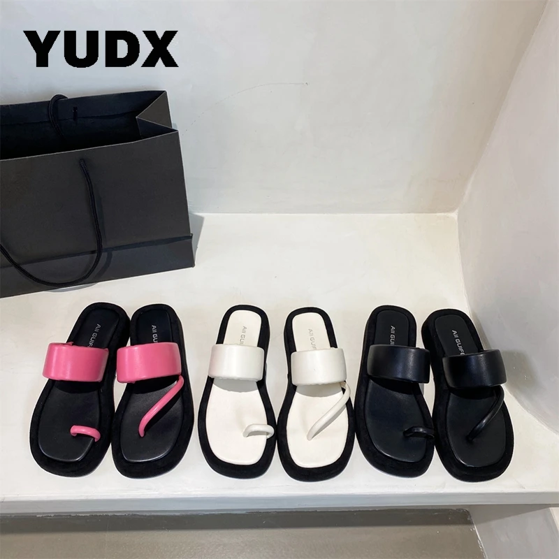 Slippers Clip Toe Thick Bottom New Female 2023 Summer Flip Flops For Women Casual Outside Shoes Beach Ladies Slide Fashion Solid
Slippers Clip Toe Thick Bottom New Female 2023 Summer Flip Flops For Women Casual Outside Shoes Beach Ladies Slide Fashion Solid