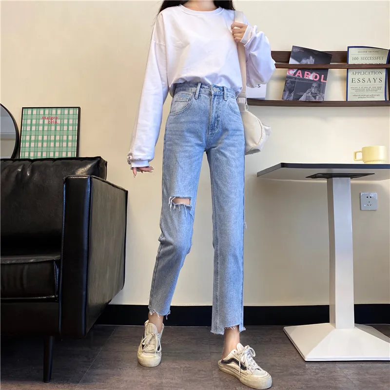DD2013 Ripped jeans women's new straight loose high waist slim nine points light color pants jeans
DD2013 Ripped jeans women's new straight loose high waist slim nine points light color pants jeans