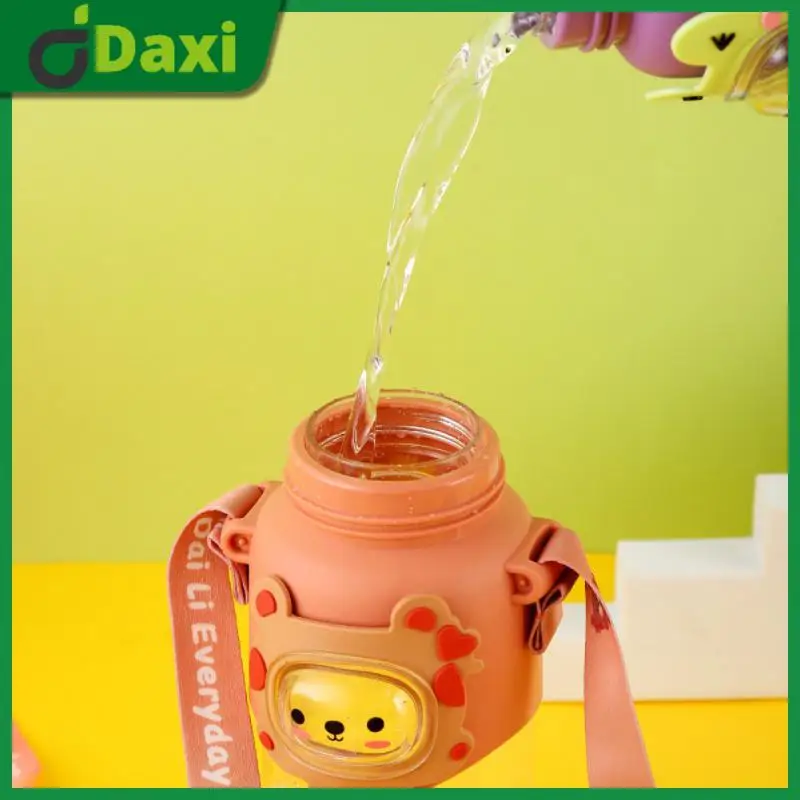Plastic Drinking Cup Children's Portable 2023 Sippy Cup Backpack Water Bottle Mug With Straw Drinking Tool 600ml Hot Cartoon New
Plastic Drinking Cup Children's Portable 2023 Sippy Cup Backpack Water Bottle Mug With Straw Drinking Tool 600ml Hot Cartoon New