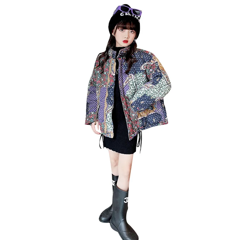 Дизайнерская хлопковая куртка с высоким воротником для девочек, модное зимнее пальто в этническом стиле с принтом, плотный теплый топ, детская одежда для подростков 4-14 лет
Дизайнерская хлопковая куртка с высоким воротником для девочек, модное зимнее пальто в этническом стиле с принтом, плотный теплый топ, детская одежда для подростков 4-14 лет