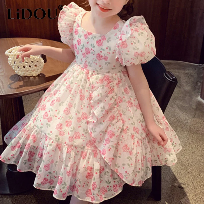 2023 New Korean Fashion Summer Dress Girls Vintage Cute Kawaii Sweet Elegant Floral Loose Casual Square Neck Children's Robes
2023 New Korean Fashion Summer Dress Girls Vintage Cute Kawaii Sweet Elegant Floral Loose Casual Square Neck Children's Robes