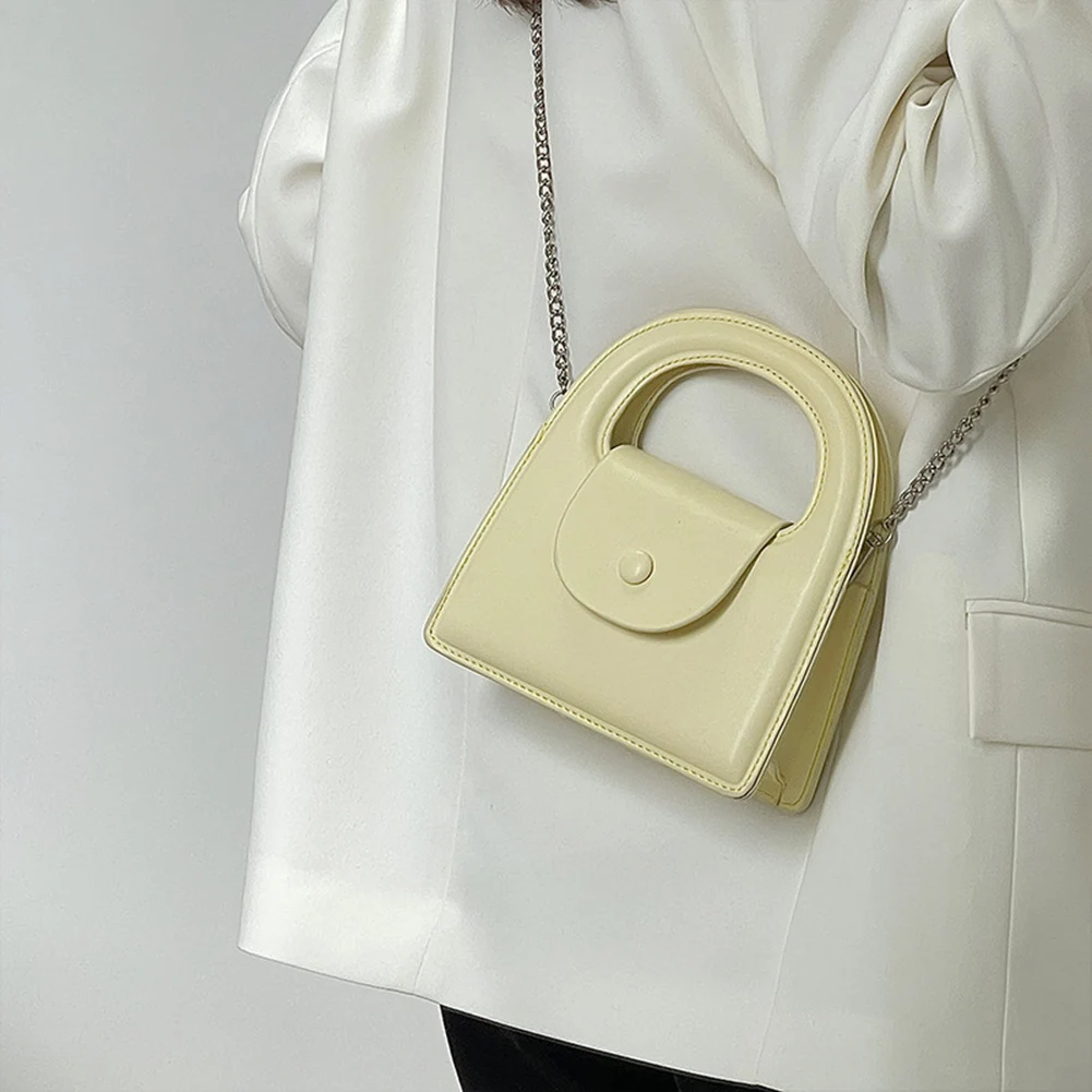 Mini Handle Shoulder Bag PU Leather Candy Solid Color Women Chain Streetwear Crossbody Half Round Handbags Totes
Mini Handle Shoulder Bag PU Leather Candy Solid Color Women Chain Streetwear Crossbody Half Round Handbags Totes
