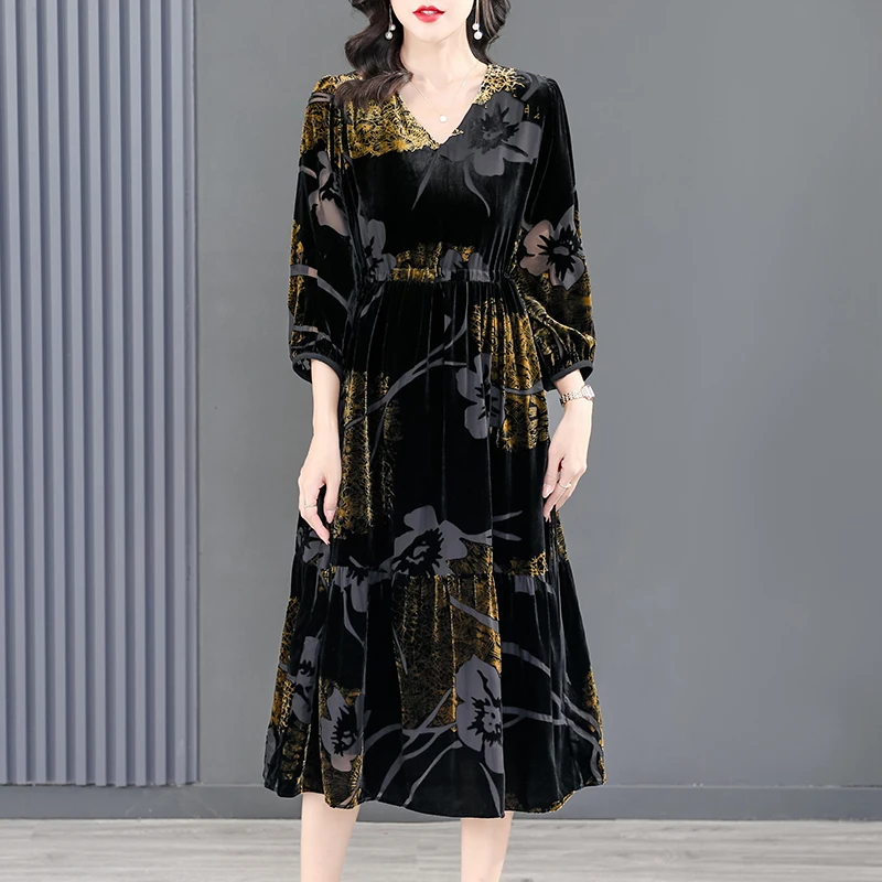2023 Autumn new women's dress middle-aged mother noble loose slim western style dress female middle-aged and elderly
2023 Autumn new women's dress middle-aged mother noble loose slim western style dress female middle-aged and elderly