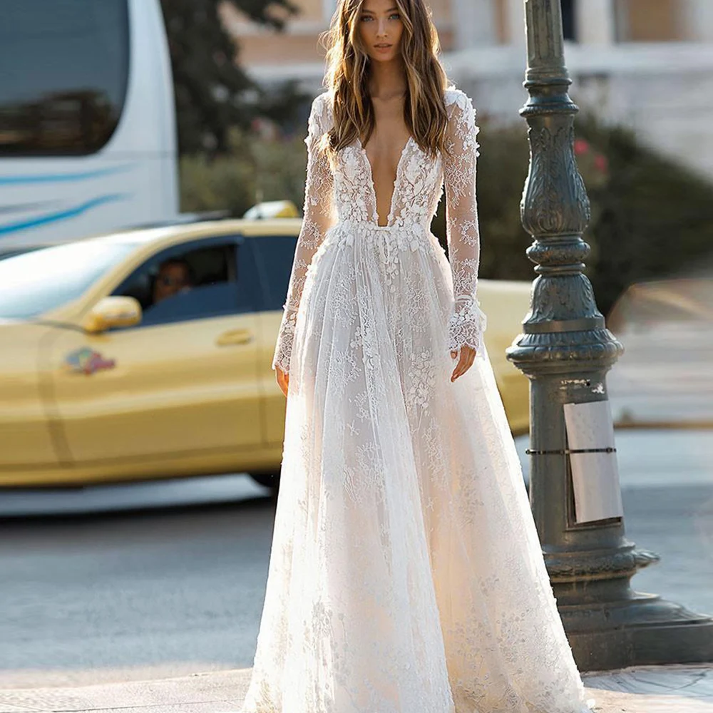 Lace Bridal Gowns 2022 Deep V-Neck Long Sleeves Backless Wedding Dresses A-Line Vintage Appliques Sweep Train Vestido De Noiva
Lace Bridal Gowns 2022 Deep V-Neck Long Sleeves Backless Wedding Dresses A-Line Vintage Appliques Sweep Train Vestido De Noiva