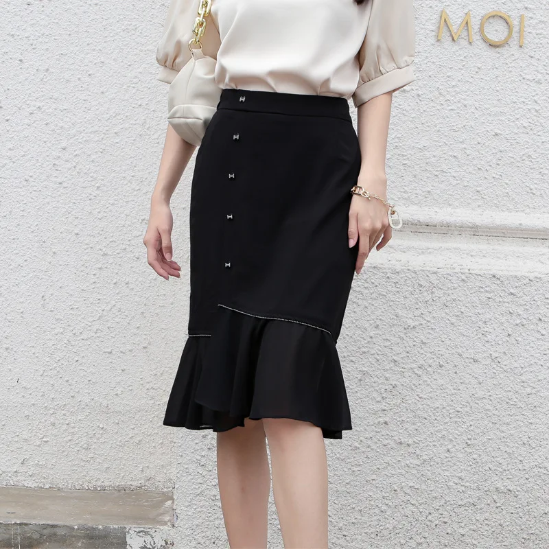Skirts Elegant Single-row Buckle Decorative Bag Hip Female Summer Light Shu High Waist Stitching Chiffon Fishtail Long Section
Skirts Elegant Single-row Buckle Decorative Bag Hip Female Summer Light Shu High Waist Stitching Chiffon Fishtail Long Section