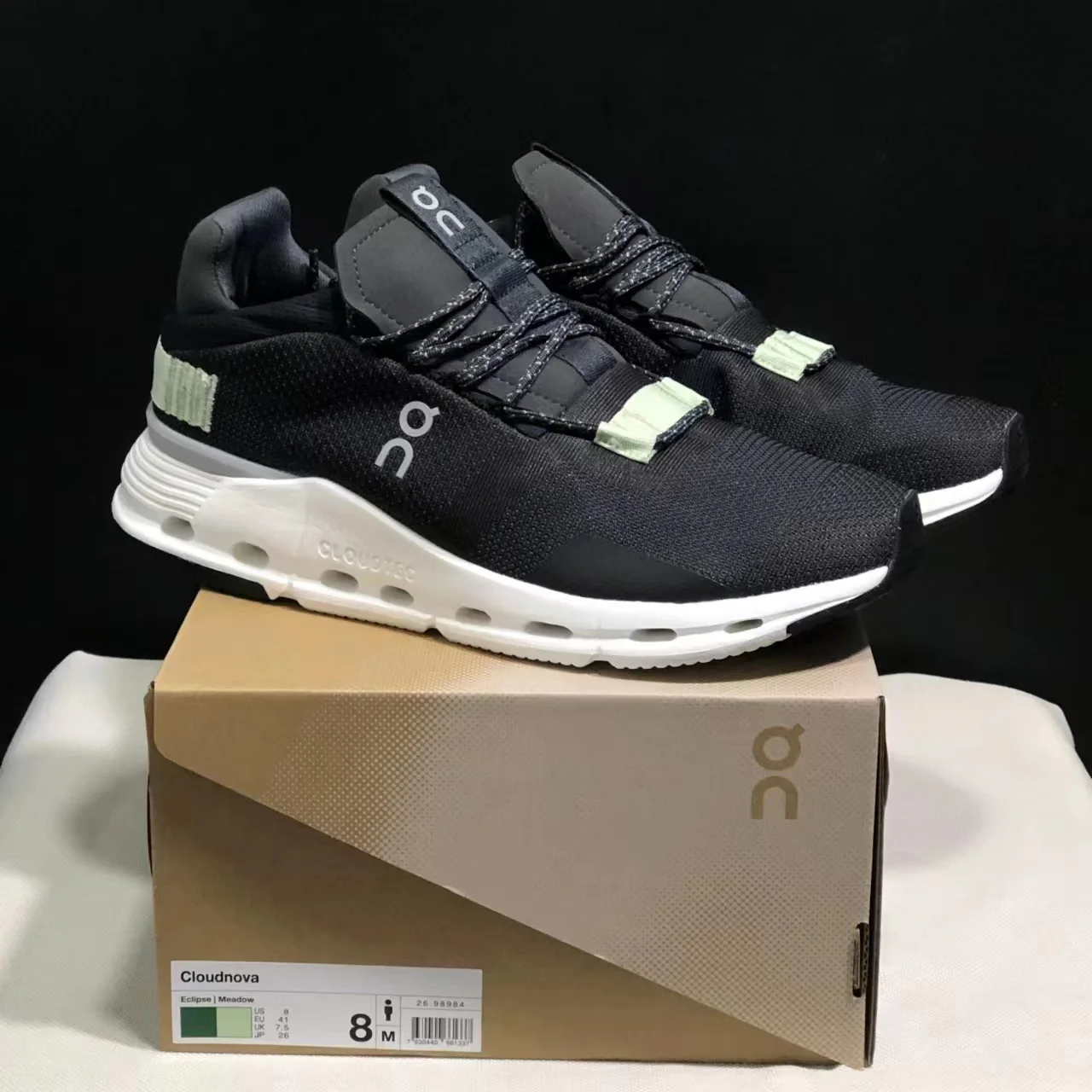 New on Cloud Men Running Shoes Women Casual Sports Shoes Fashion Couple Gym Shoes Non-slip Breathable Ourdoor Sneakers
New on Cloud Men Running Shoes Women Casual Sports Shoes Fashion Couple Gym Shoes Non-slip Breathable Ourdoor Sneakers