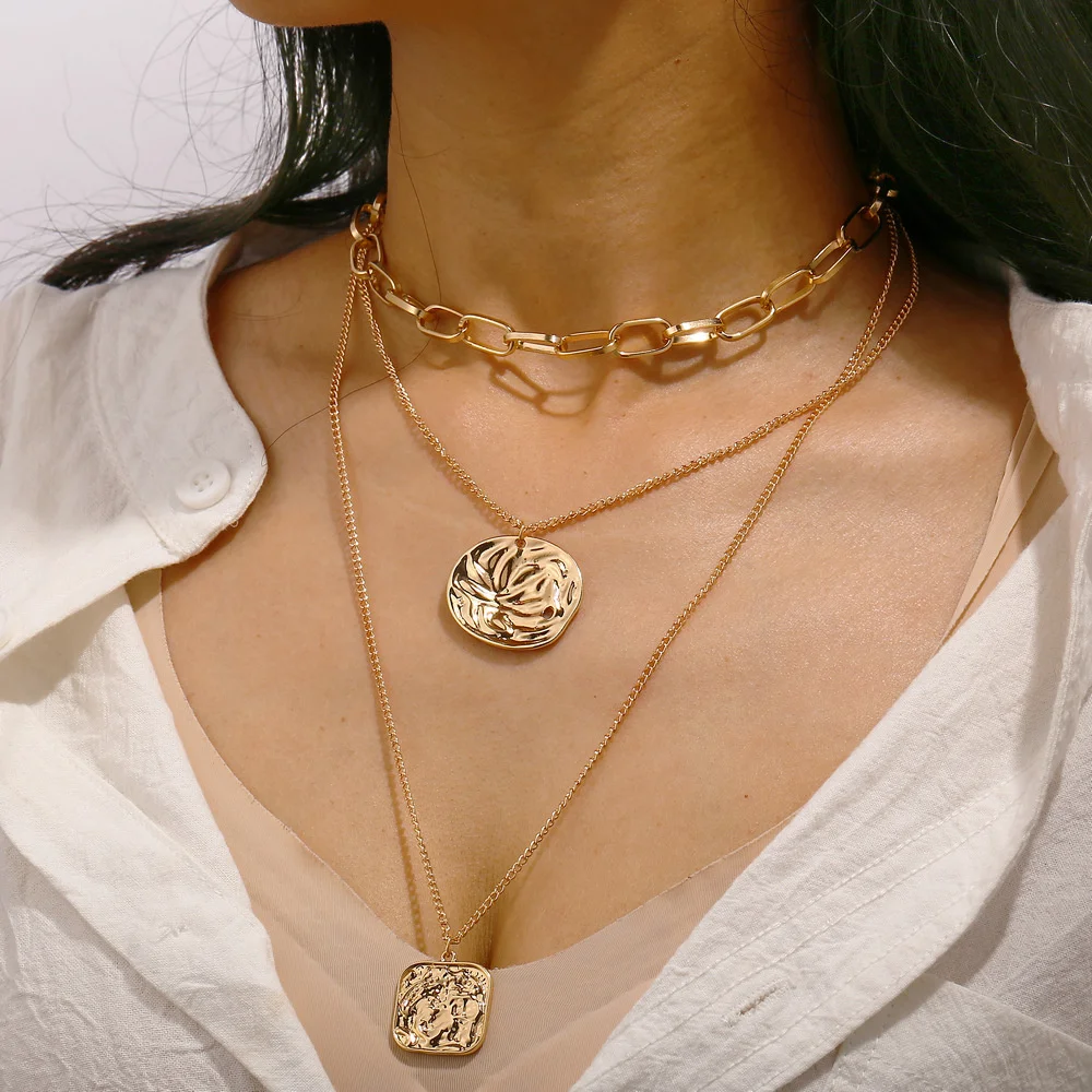 Vintage irregular metal tag pendant chain multi-layer Necklace Vintage creative alloy clavicle chain fashion jewelry
Vintage irregular metal tag pendant chain multi-layer Necklace Vintage creative alloy clavicle chain fashion jewelry