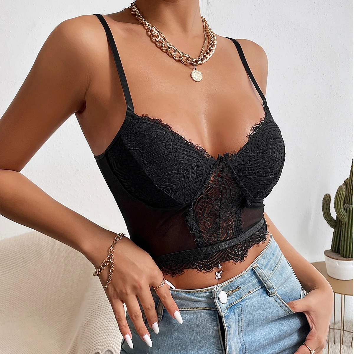 Tank Top Women Lingerie Sexy V Neck Lace Vest Top Sleeveless Solid Tops Female Elegant Clothing Ladies Casual Underwear
Tank Top Women Lingerie Sexy V Neck Lace Vest Top Sleeveless Solid Tops Female Elegant Clothing Ladies Casual Underwear
