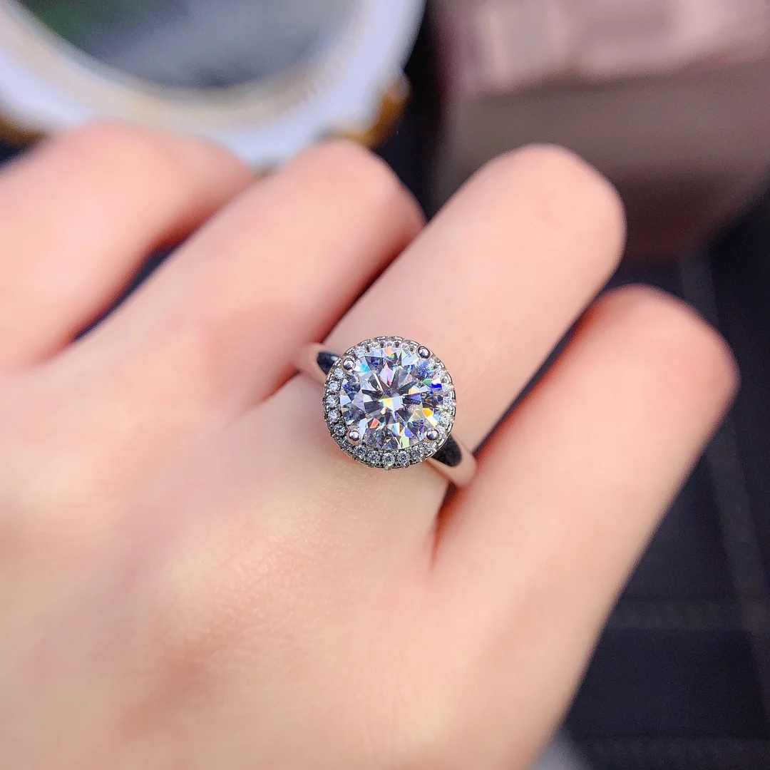 Certified D color Moissanite Ring VVS1 Round Cut Lab Diamond Solitaire Ring for Women Engagement Promise Wedding Band Jewelry
Certified D color Moissanite Ring VVS1 Round Cut Lab Diamond Solitaire Ring for Women Engagement Promise Wedding Band Jewelry