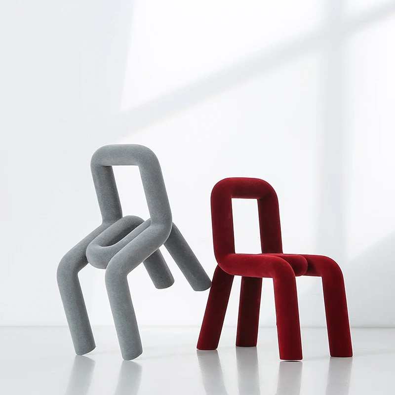 Nordic simple curved chair knick-knacks model room B&B online celebrity ins creative desktop decorations knick-knacks
Nordic simple curved chair knick-knacks model room B&B online celebrity ins creative desktop decorations knick-knacks