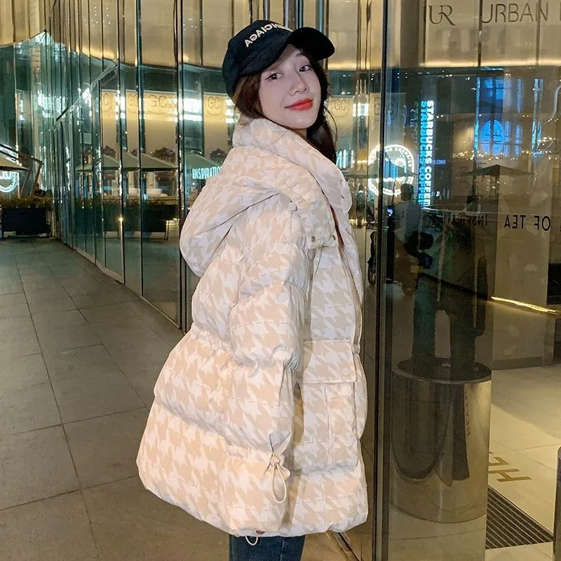 2022 Korean Women's Down Cotton Jacket Casual Hooded Print Short Female Outwear Winter Thickening Warm Parka Jacket
2022 Korean Women's Down Cotton Jacket Casual Hooded Print Short Female Outwear Winter Thickening Warm Parka Jacket