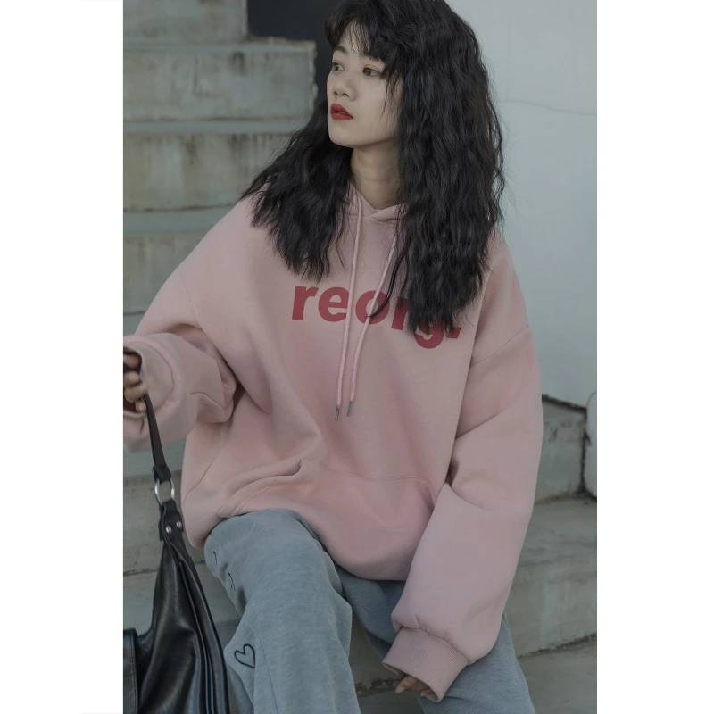 Women's Clothing Pink Sweatshirt Printing Plush Fashion American Vintage Street Lazy Wind Winter Female Long Sleeve Pullover
Women's Clothing Pink Sweatshirt Printing Plush Fashion American Vintage Street Lazy Wind Winter Female Long Sleeve Pullover