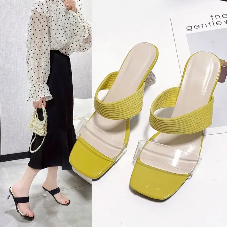 Slippers Casual Shoes Woman 2022 Low Rubber Flip Flops Square Toe Pantofle Thin Heels Luxury Soft Hawaiian New Cotton Fabric PU
Slippers Casual Shoes Woman 2022 Low Rubber Flip Flops Square Toe Pantofle Thin Heels Luxury Soft Hawaiian New Cotton Fabric PU