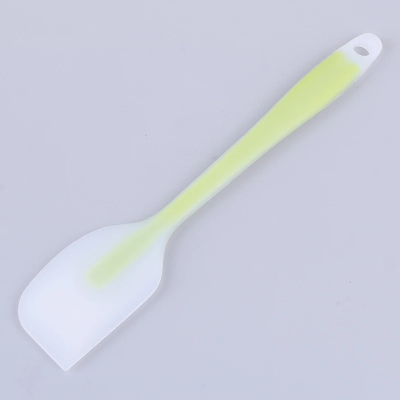 Силиконовый скребок для выпечки
Силиконовый скребок для выпечки