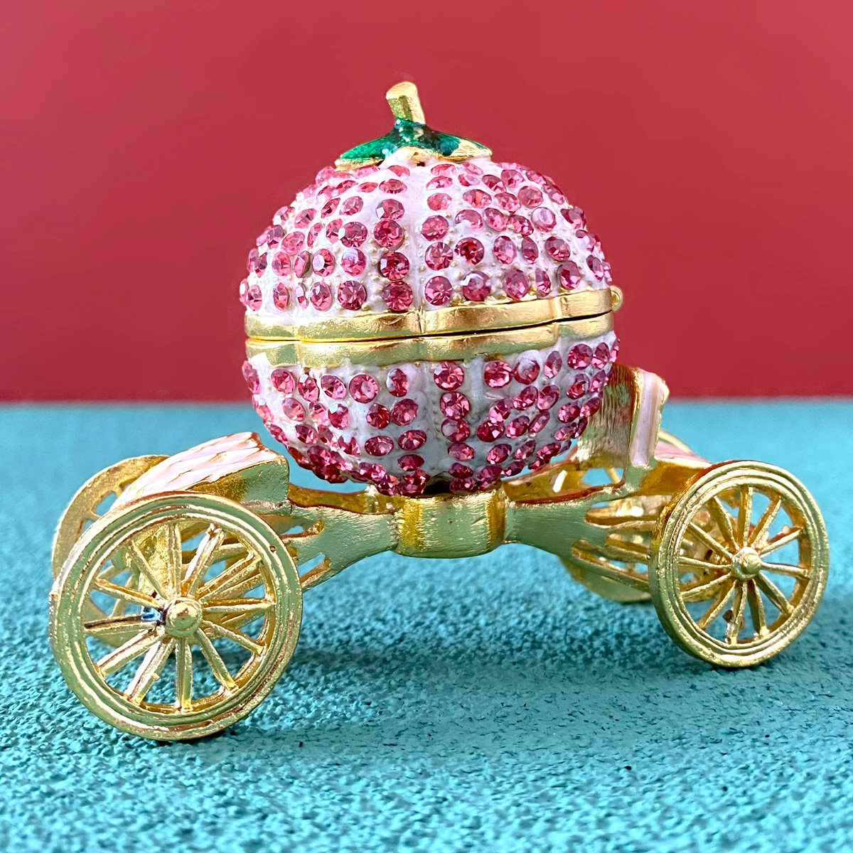 Шкатулка для ювелирных изделий с розовыми кристаллами, подставка для колясок, статуэтка, скульптура, коллекционный держатель для колец, дом...
Шкатулка для ювелирных изделий с розовыми кристаллами, подставка для колясок, статуэтка, скульптура, коллекционный держатель для колец, дом...