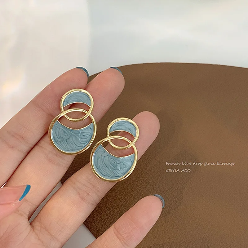 Female Temperament Korean Fashion 925 Silver Needle Color Matching Earrings Ear Clip For Women Luxury Jewelry
Female Temperament Korean Fashion 925 Silver Needle Color Matching Earrings Ear Clip For Women Luxury Jewelry