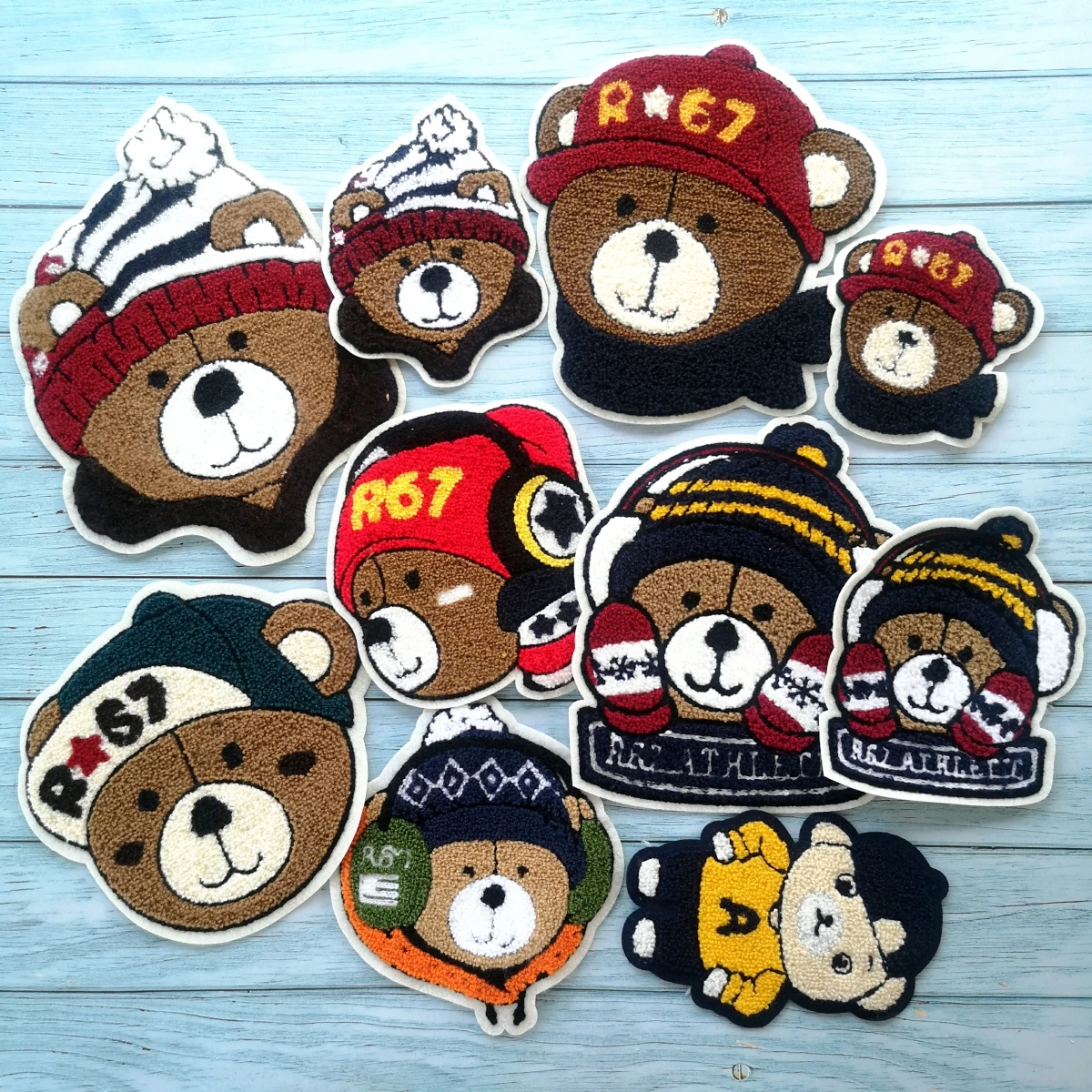 

embroidery big chenille bear patch,embroidered sew on animal cartoon small patches,bears badges ,appliques for clothing A211061