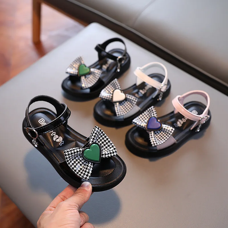 Kids Sandals Girls Bow Flat Beach Sandals Children Casual Shoes for Girls Open-toe Princess Party Shoes
Kids Sandals Girls Bow Flat Beach Sandals Children Casual Shoes for Girls Open-toe Princess Party Shoes