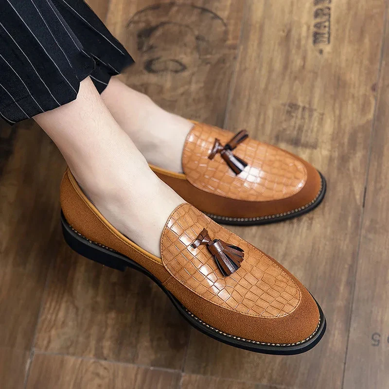 Men's Leather Shoes Tassels Large Men's Shoes Trendy Men's Fashion Pop Style Increased Inside, Lazy People Pedal Leather Shoes
Men's Leather Shoes Tassels Large Men's Shoes Trendy Men's Fashion Pop Style Increased Inside, Lazy People Pedal Leather Shoes