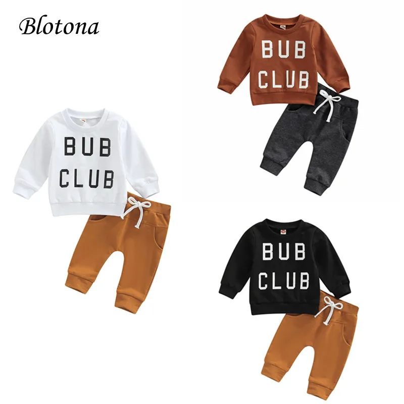 Костюм с длинным рукавом и карманами для мальчиков 0-3 лет 
Костюм с длинным рукавом и карманами для мальчиков 0-3 лет