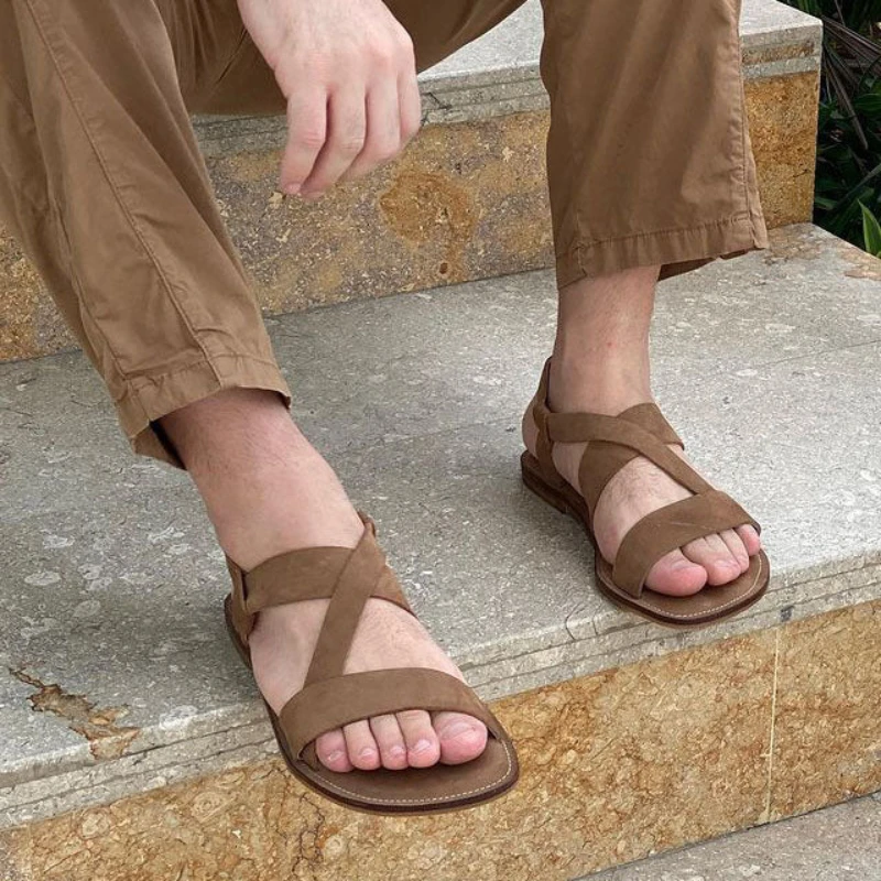 Сандалии мужские из искусственной замши, простые легкие пляжные туфли на плоской подошве, классические, однотонные, для отдыха на море и отд...
Сандалии мужские из искусственной замши, простые легкие пляжные туфли на плоской подошве, классические, однотонные, для отдыха на море и отд...