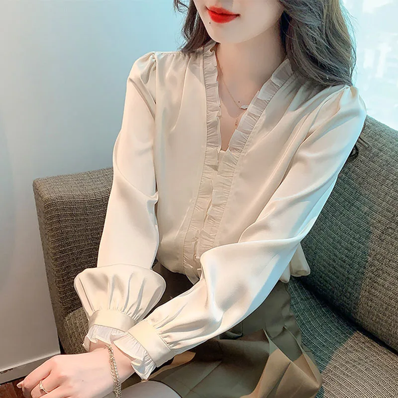 New Fashion French Chiffon Blouse Women Chic Elegant Tops Woman Long Sleeve Women's Shirt V Neck Buttons Female Clothing 25327
New Fashion French Chiffon Blouse Women Chic Elegant Tops Woman Long Sleeve Women's Shirt V Neck Buttons Female Clothing 25327
