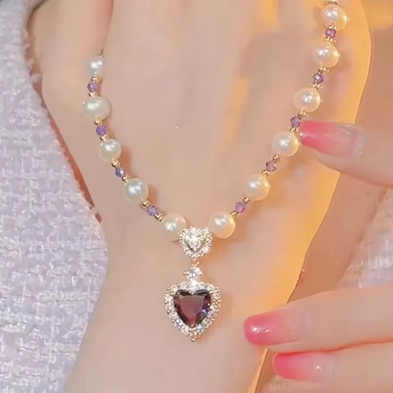 Женское Ожерелье-чокер с жемчужной цепочкой
Женское Ожерелье-чокер с жемчужной цепочкой