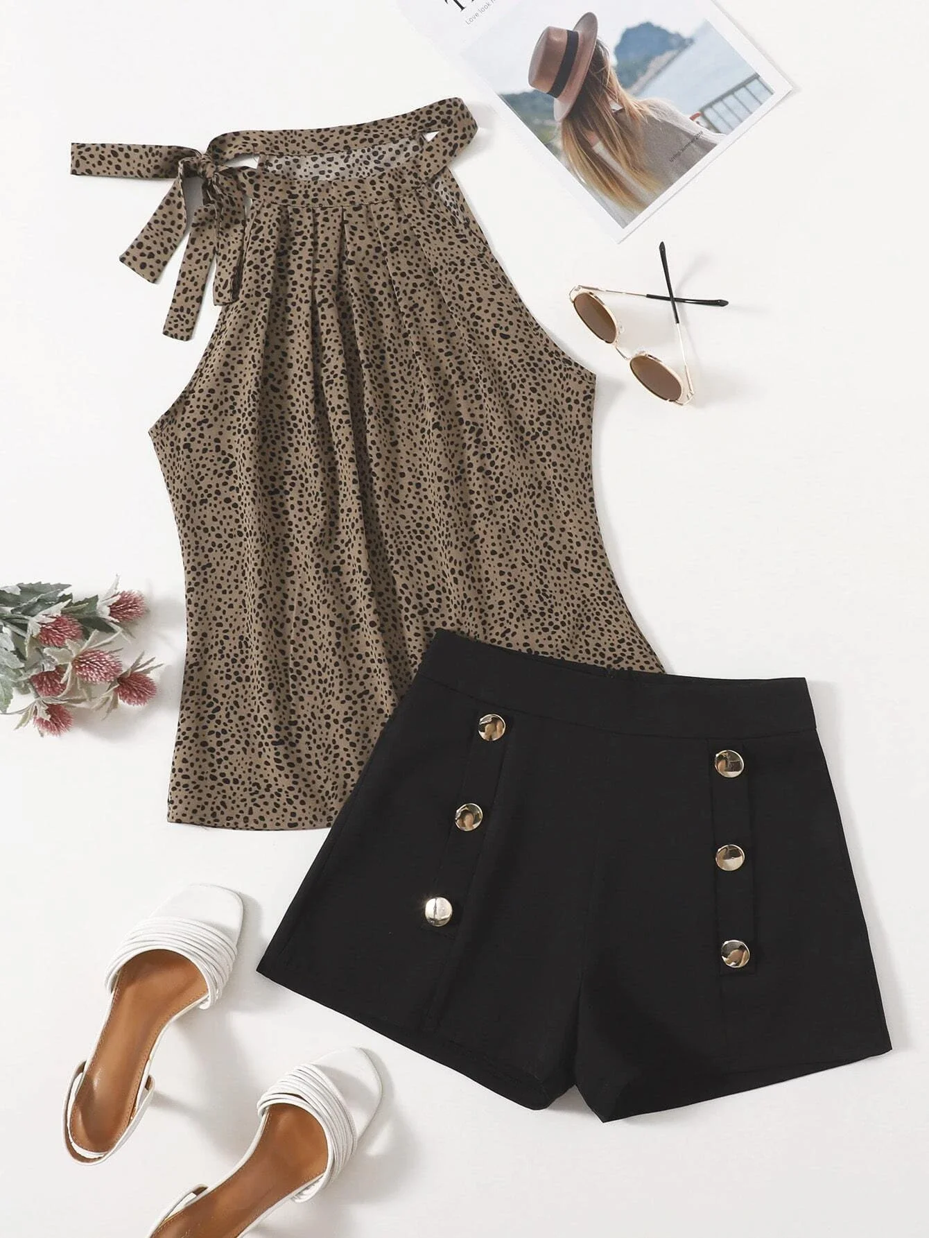 Casual women leopard print hanging neck top two sets of coat + shorts slim street wear women's clothing
Casual women leopard print hanging neck top two sets of coat + shorts slim street wear women's clothing