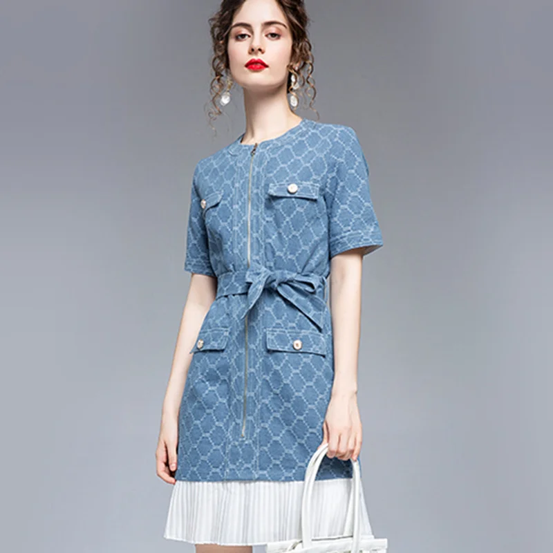 Women New Summer Dress 2023 Fashion Ladies All-match Short Sleeve Patchwork Pleated Plaid Belt Loose Denim Dress
Women New Summer Dress 2023 Fashion Ladies All-match Short Sleeve Patchwork Pleated Plaid Belt Loose Denim Dress
