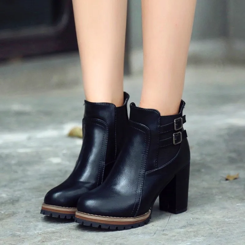 Women Shoes Autumn Plus Size 43 Retro Black Pumps Belt Buckle Short Boots Fashion Heeled Ankle Boots Women Zipper Zapatos Mujer
Women Shoes Autumn Plus Size 43 Retro Black Pumps Belt Buckle Short Boots Fashion Heeled Ankle Boots Women Zipper Zapatos Mujer