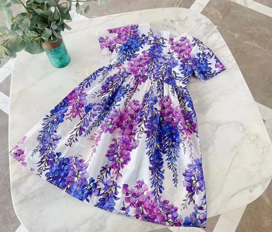 free shipping 2022 newest in stock vestido Girls' summer purple printed dress Beautiful princess dress 90-150
free shipping 2022 newest in stock vestido Girls' summer purple printed dress Beautiful princess dress 90-150