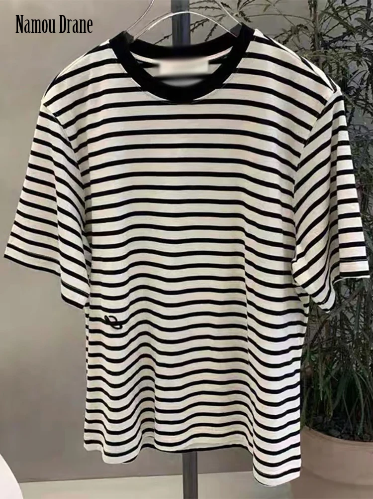 Namou Drane Korean Style 2022 Summer New Female Fashion Stripe Temperament All Wear Thin Loose Short Sleeve Inside The T-shirt
Namou Drane Korean Style 2022 Summer New Female Fashion Stripe Temperament All Wear Thin Loose Short Sleeve Inside The T-shirt