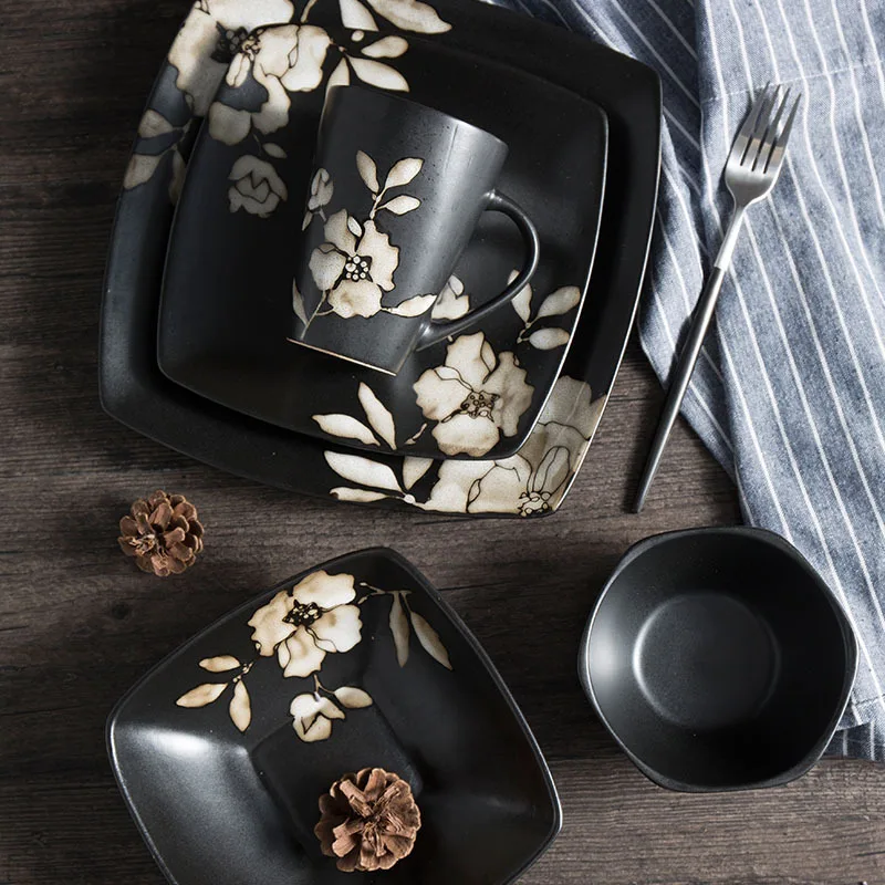Hand-painted Matte Black Hibiscus Ceramic Tableware Square Dish Fruit Dish Mug Home Western Food Dish
Hand-painted Matte Black Hibiscus Ceramic Tableware Square Dish Fruit Dish Mug Home Western Food Dish