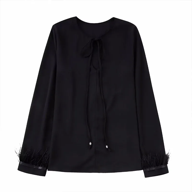 Autumn And Winter New Women's 2022 Casual Fashion Feather Decorated Waist Tie V-neck Shirt Short Tops 221363
Autumn And Winter New Women's 2022 Casual Fashion Feather Decorated Waist Tie V-neck Shirt Short Tops 221363