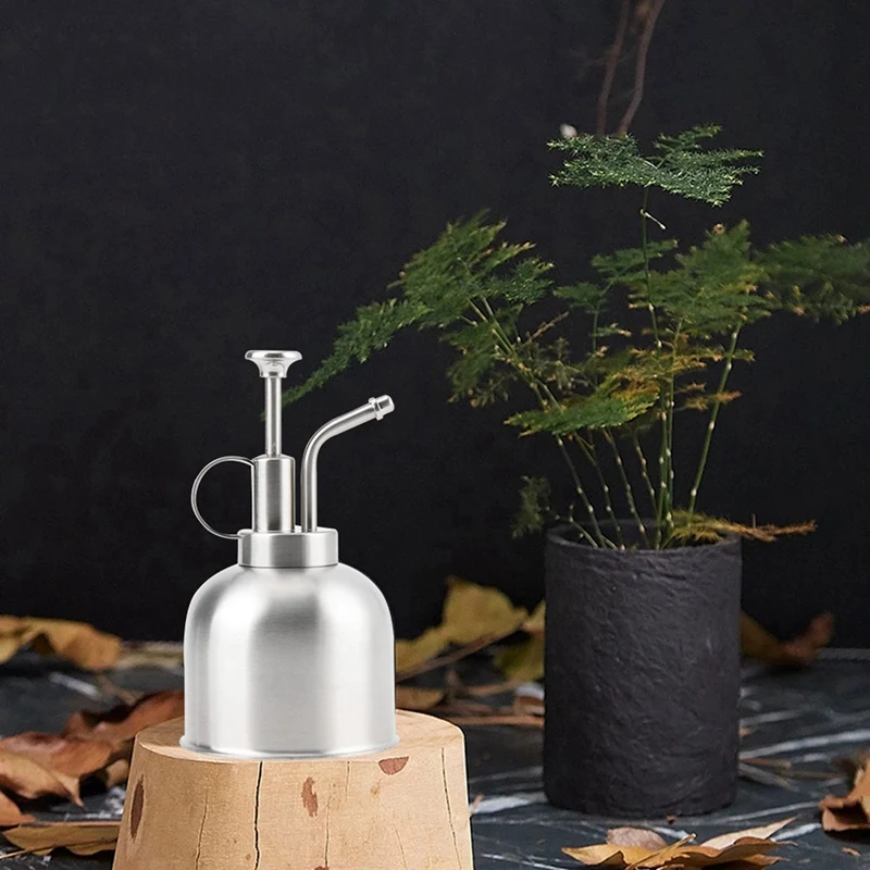 Mini Vintage Watering Pot Copper Watering Can Flower Watering Spray Bottle for Outdoor and Indoor House Plants
Mini Vintage Watering Pot Copper Watering Can Flower Watering Spray Bottle for Outdoor and Indoor House Plants