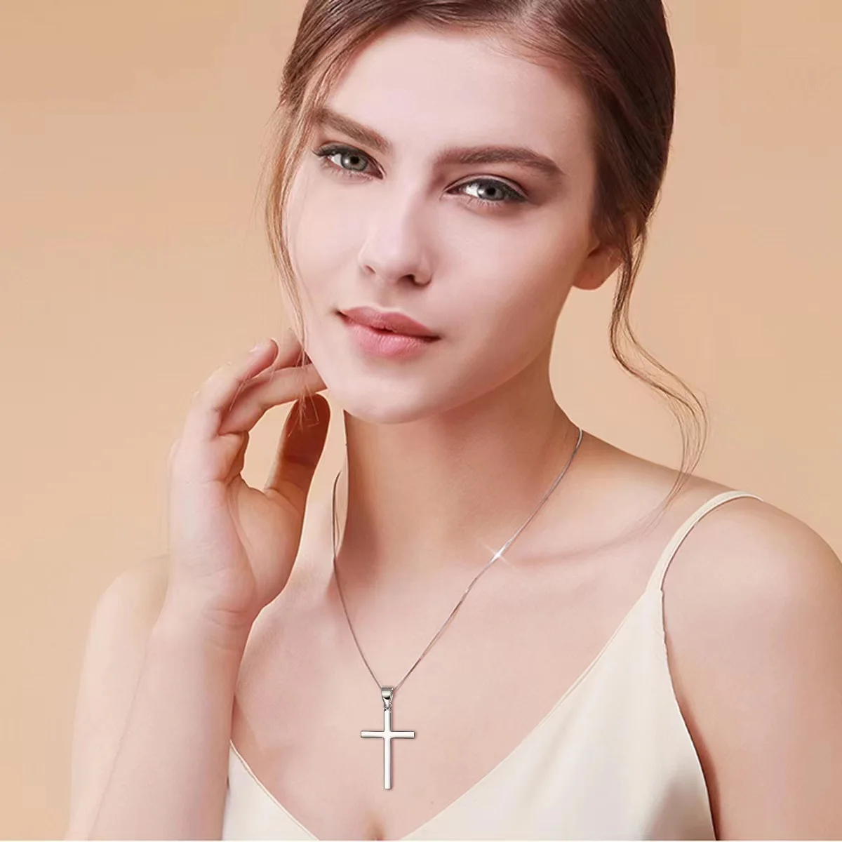 Hot Selling Authentic S925 Sterling Silver Simple Cross Pendant Necklace Cool Boy Girl Punk Hip-Hop Jewelry Gift
Hot Selling Authentic S925 Sterling Silver Simple Cross Pendant Necklace Cool Boy Girl Punk Hip-Hop Jewelry Gift