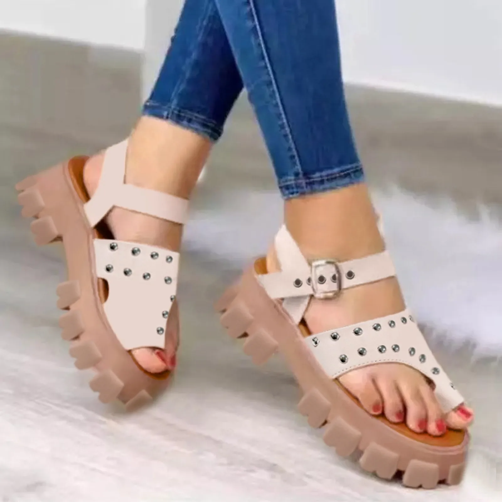 Ladies Leather Woman Shoes Sandals Buckle Platform Sandalias Hollow Breathable Female Flipflop Non-slip Outdoor Women Flip Flops
Ladies Leather Woman Shoes Sandals Buckle Platform Sandalias Hollow Breathable Female Flipflop Non-slip Outdoor Women Flip Flops