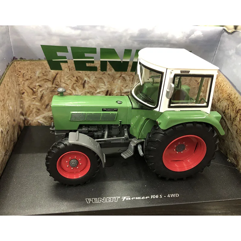 UH Diecast 1:32 Scale Fendt Farmer 106S-4WD Tractor Alloy Agricultural Engineering Model Collection Souvenir Display 5312