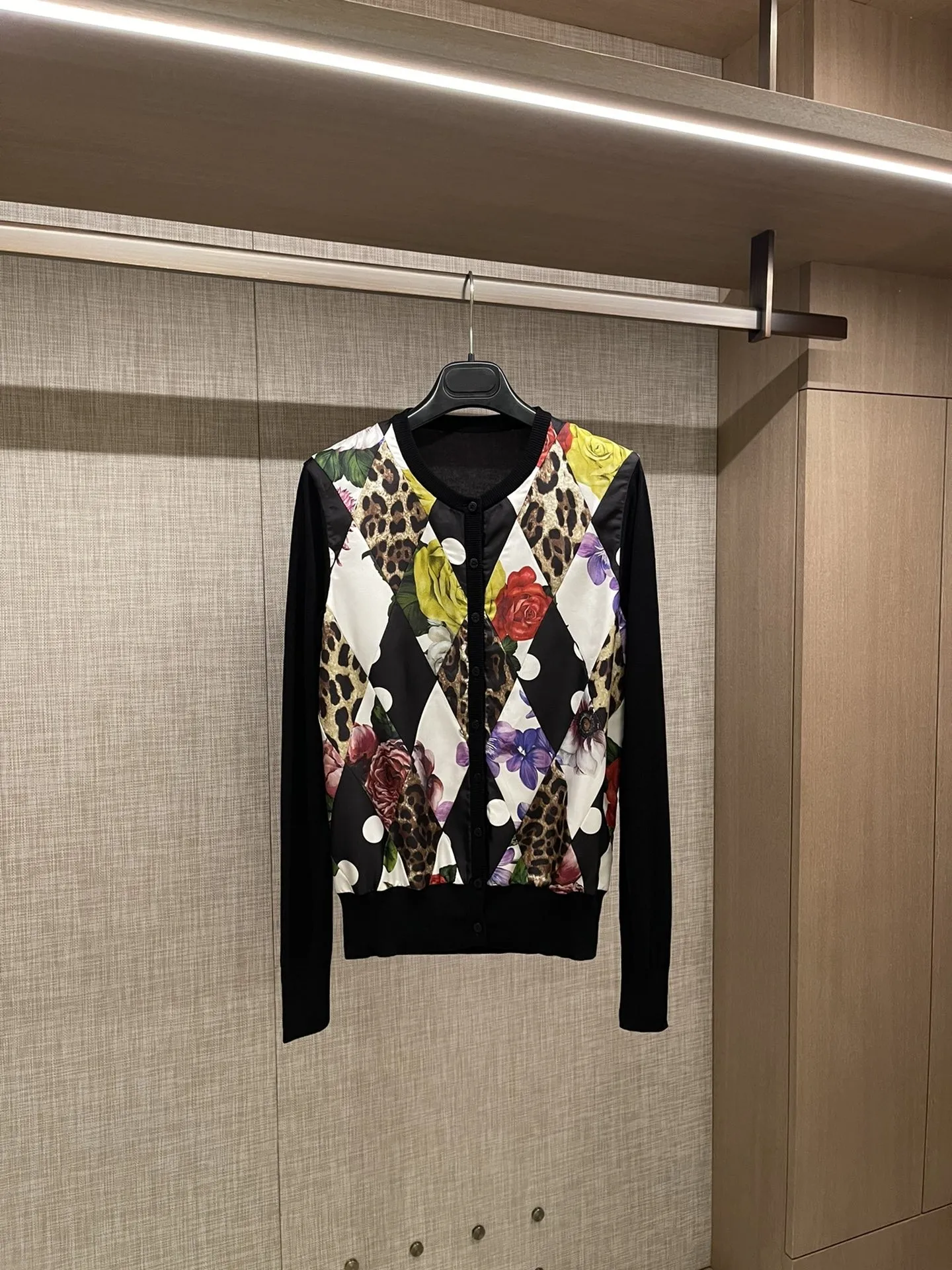 Sweater Jackets Blouse Sweaters Woman Winter 2022 Pulls Women Sweater Winter Clothes Women Cardigan Printing Patchwork Cardigan
Sweater Jackets Blouse Sweaters Woman Winter 2022 Pulls Women Sweater Winter Clothes Women Cardigan Printing Patchwork Cardigan