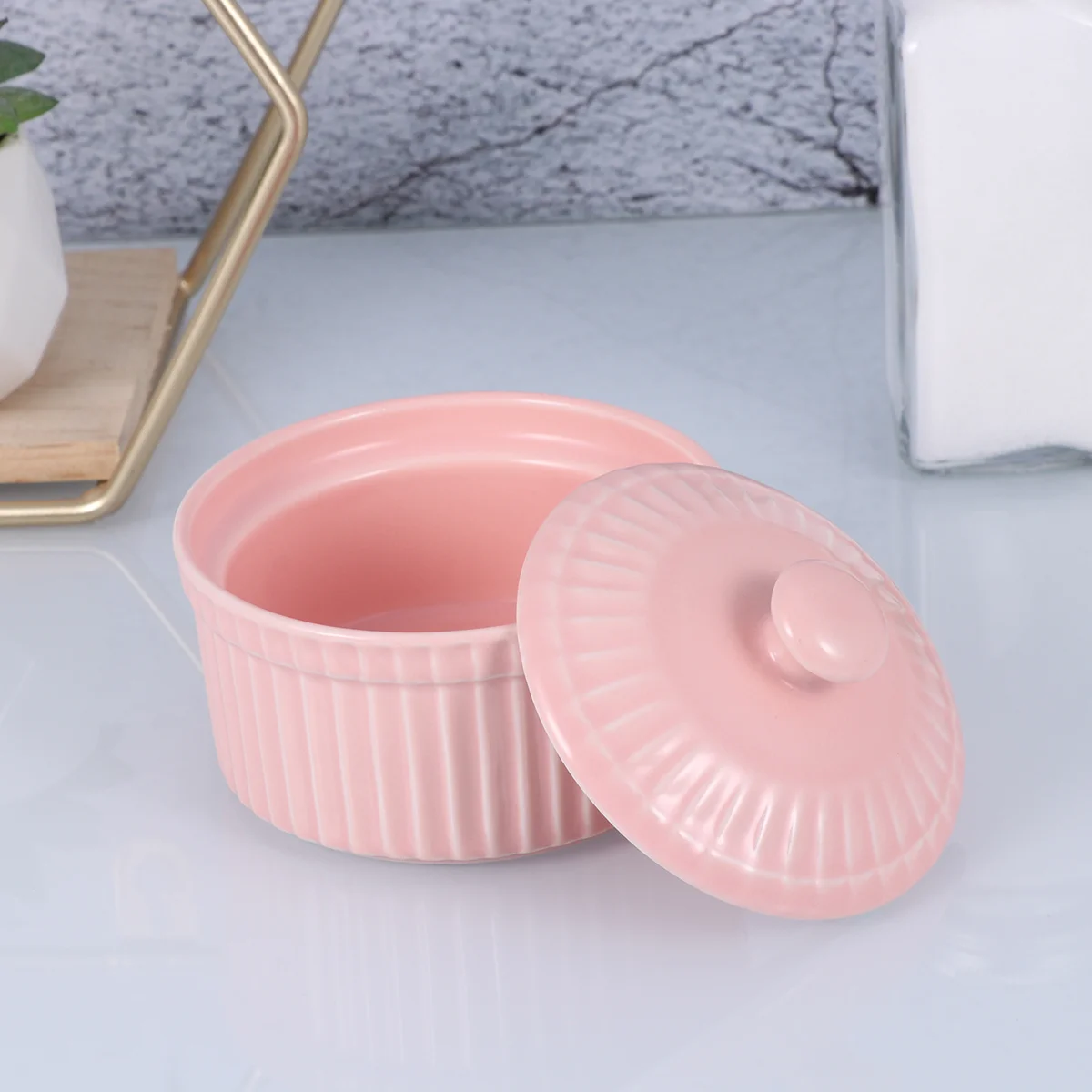 1pc Bowl Ceramic with Lid Pudding Bowl Dessert Bowls for Home Restaurant Kitchen 
1pc Bowl Ceramic with Lid Pudding Bowl Dessert Bowls for Home Restaurant Kitchen