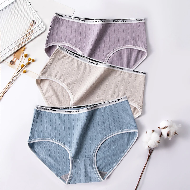 3pcs/lot Women Sexy Sports Panties Cotton Underwear Fashion Briefs Lingerie Temptation Low-Waist Plus Size Breath Underpants
3pcs/lot Women Sexy Sports Panties Cotton Underwear Fashion Briefs Lingerie Temptation Low-Waist Plus Size Breath Underpants