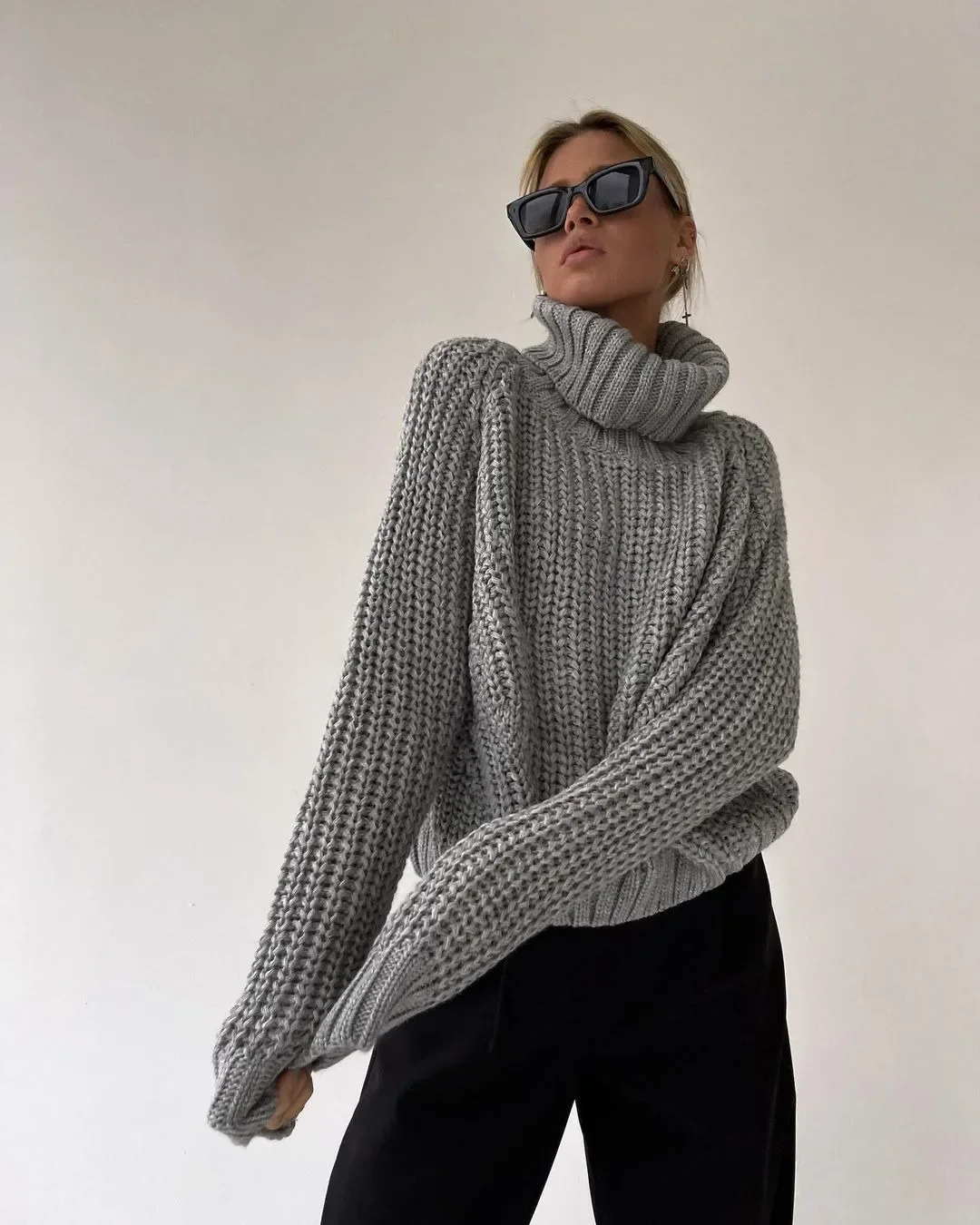 Fall/Winter 2023 New Long Sleeve Sweater Knitwear Women Solid Color High Waist Sweater Women Pullover
Fall/Winter 2023 New Long Sleeve Sweater Knitwear Women Solid Color High Waist Sweater Women Pullover