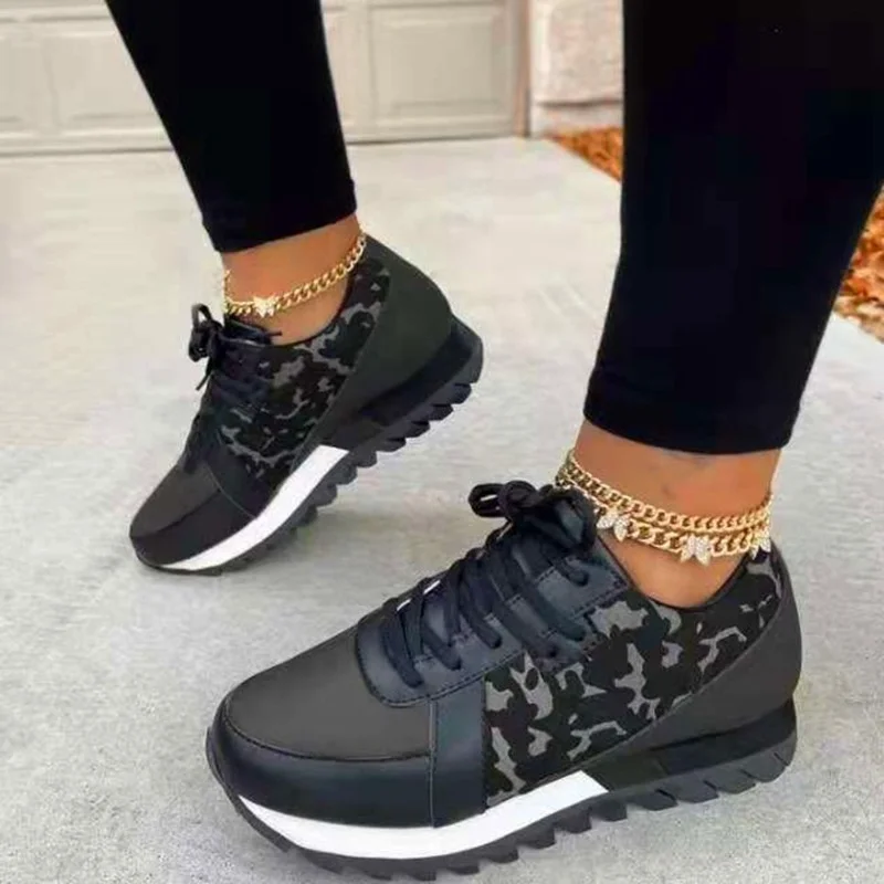 Lace-up Casual Large Size Single Shoes 2022 New Thick Bottom Shallow Mouth Sneakers Matching European-Style Shoes For Couples
Lace-up Casual Large Size Single Shoes 2022 New Thick Bottom Shallow Mouth Sneakers Matching European-Style Shoes For Couples