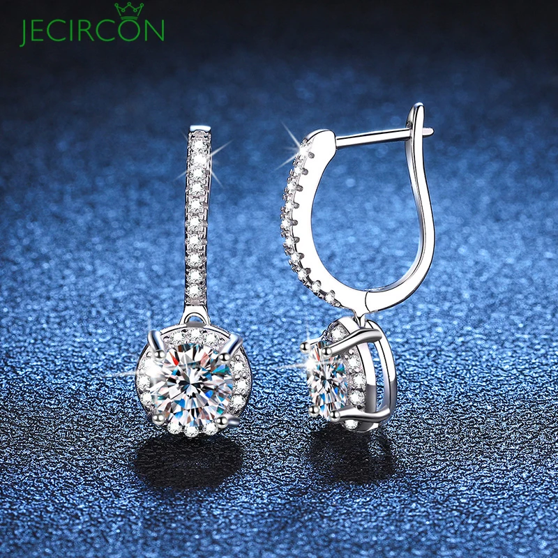 Женские серьги-подвески с муассанитом, из серебра 925 пробы 
Женские серьги-подвески с муассанитом, из серебра 925 пробы